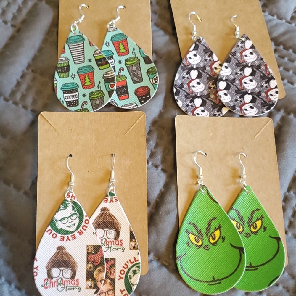 4 pairs Faux leather Christmas earrings
